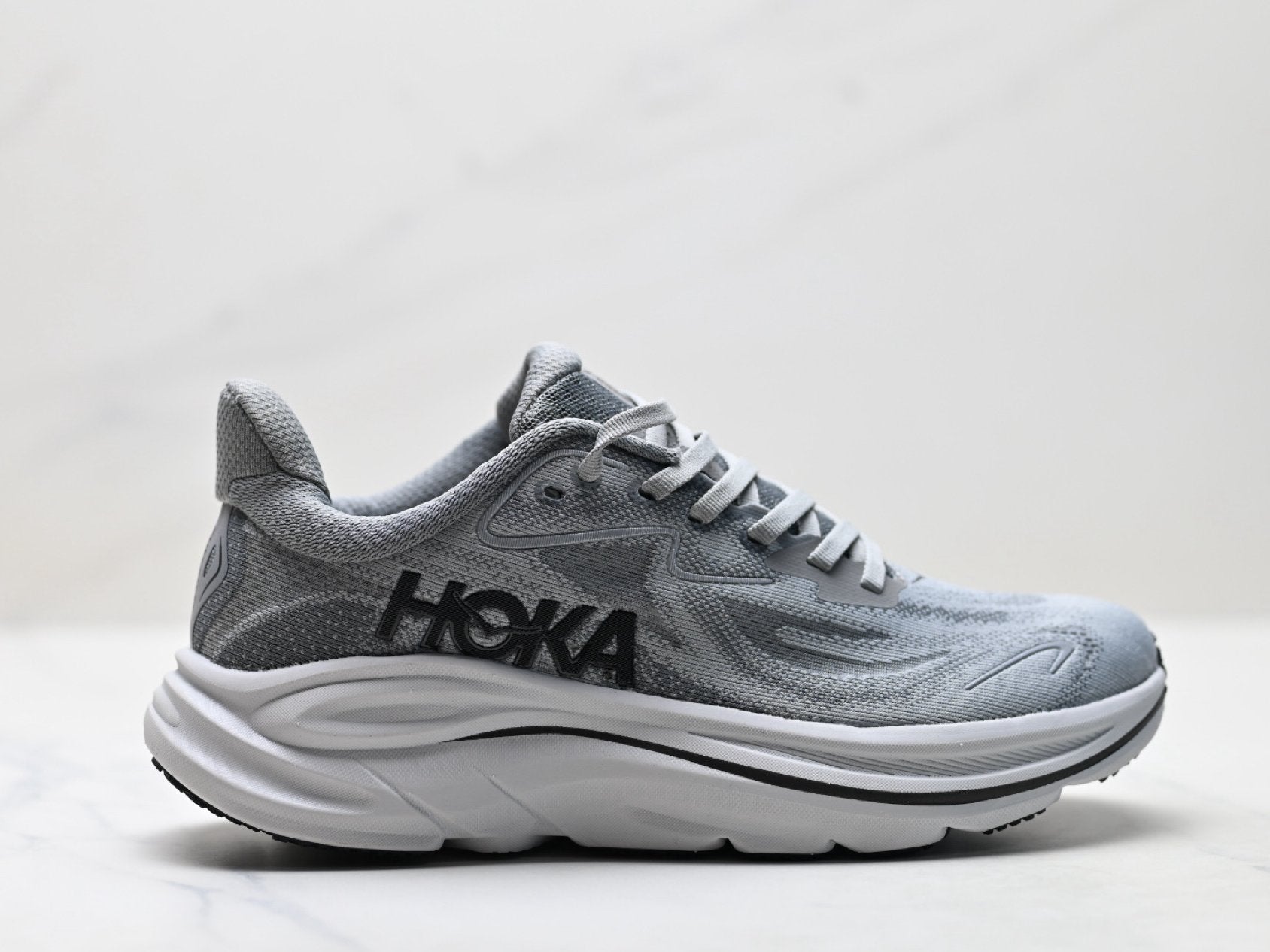 HOKA Clifton 10 Men's Road Running Shoes