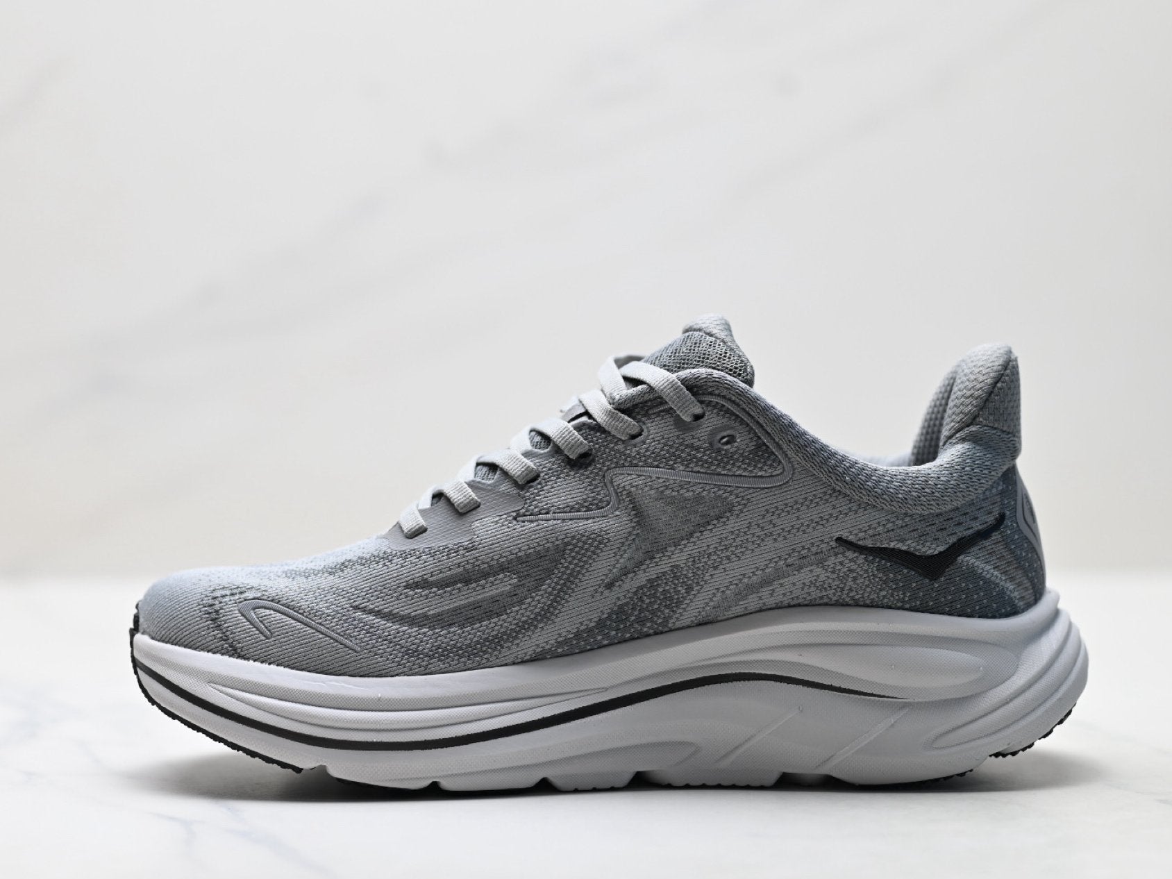 HOKA Clifton 10 Men's Road Running Shoes
