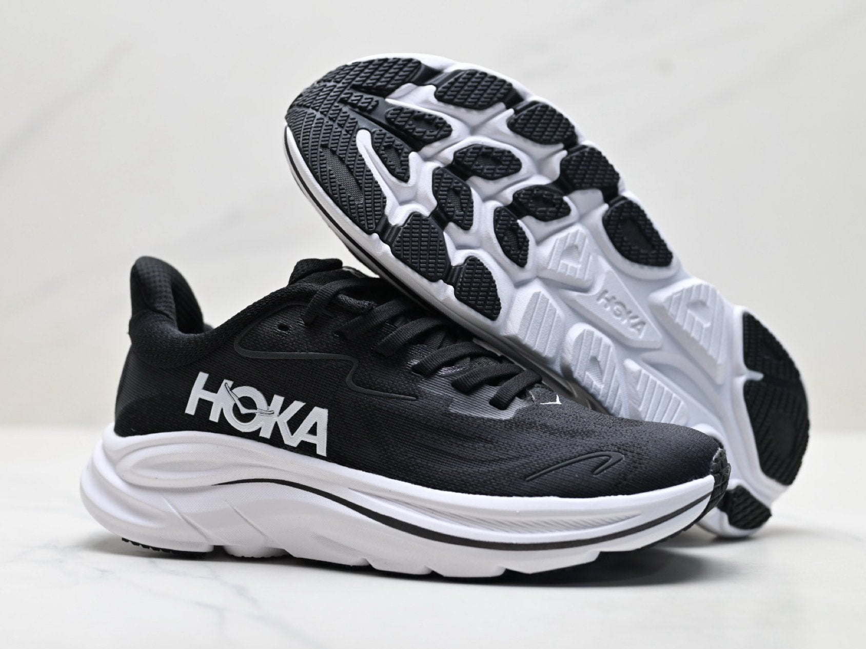 HOKA Clifton 10 Men's Road Running Shoes