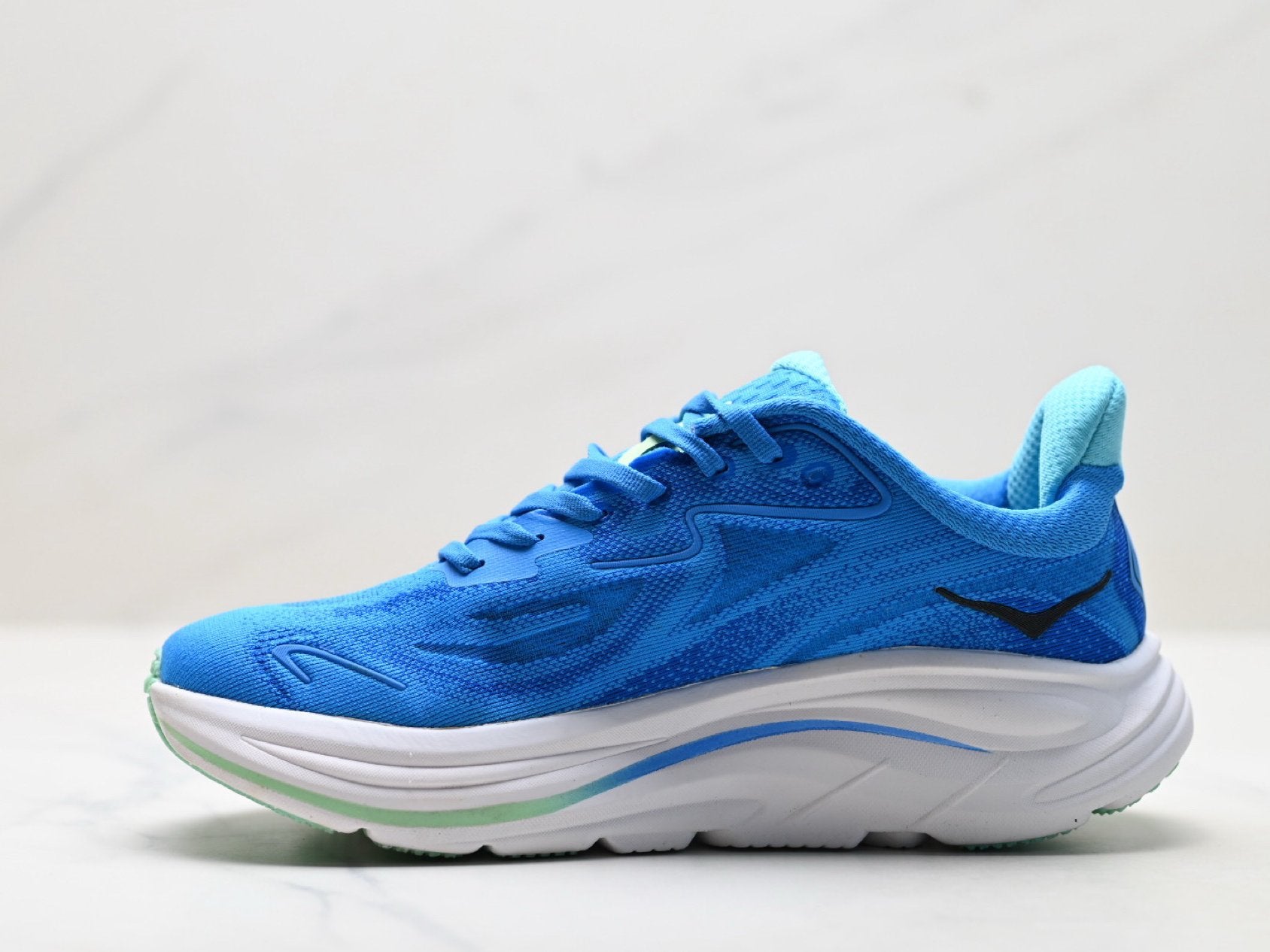 HOKA Clifton 10 Men's Road Running Shoes