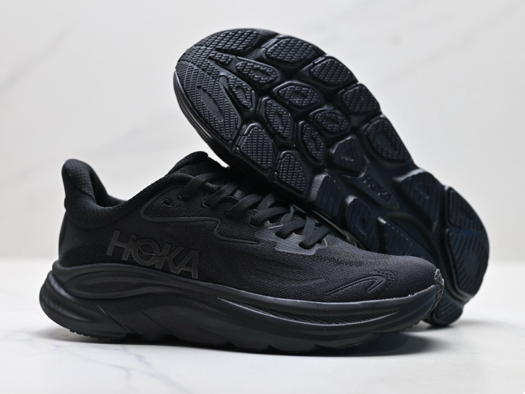 HOKA Clifton 10 Men's Road Running Shoes