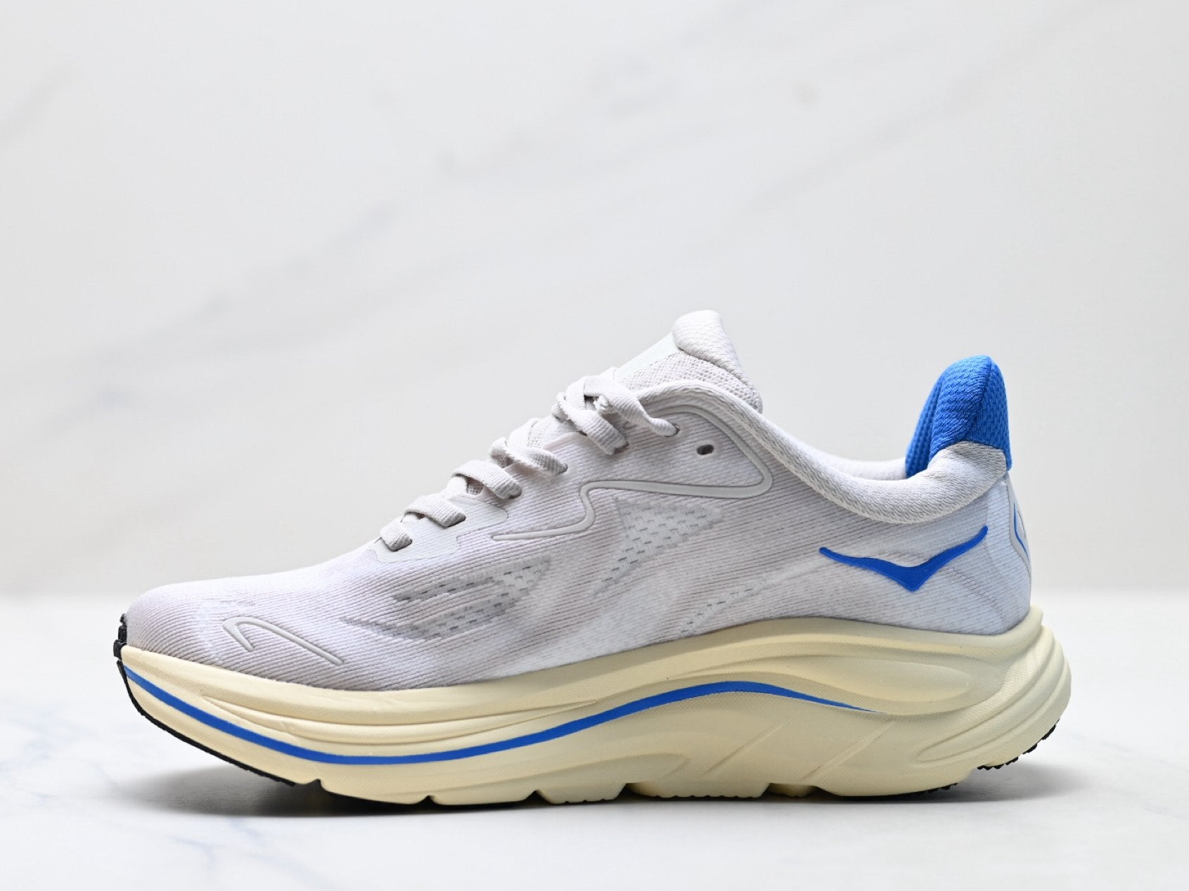 HOKA Clifton 10 Men's Road Running Shoes