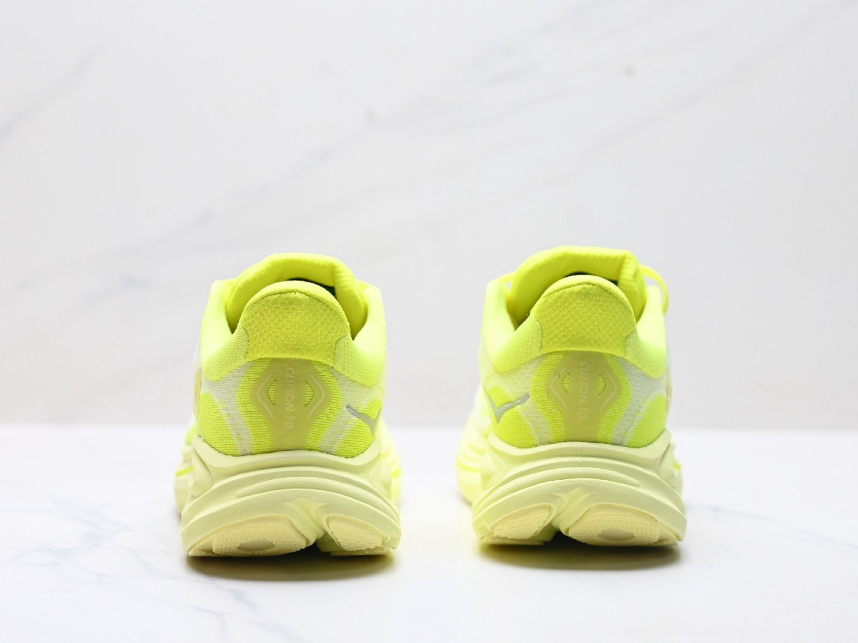 HOKA Clifton 10 Men's Road Running Shoes