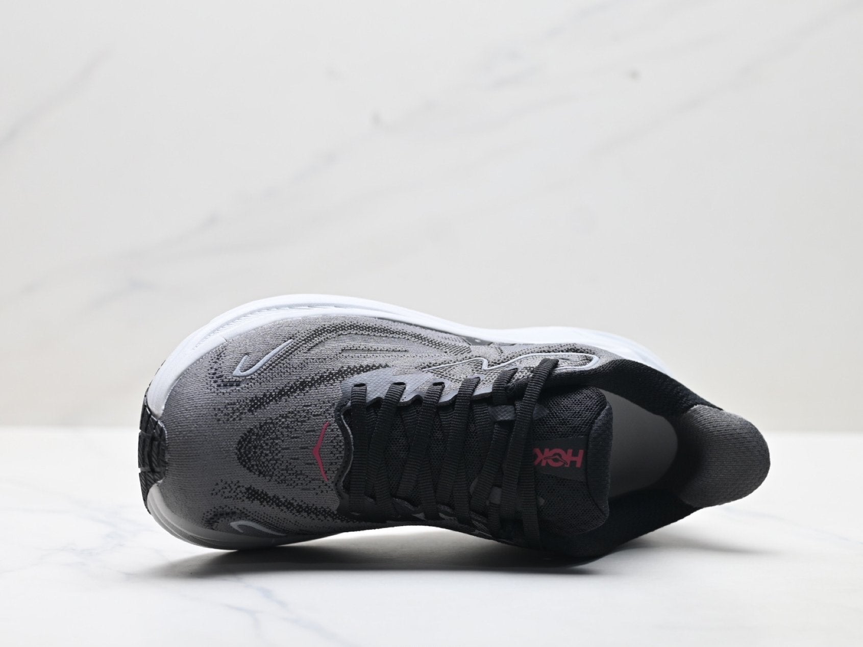 HOKA Clifton 10 Men's Road Running Shoes