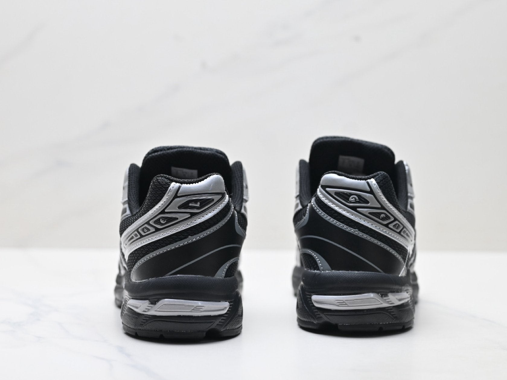 ASICS GEL-1130 Men's SportStyle Trainers