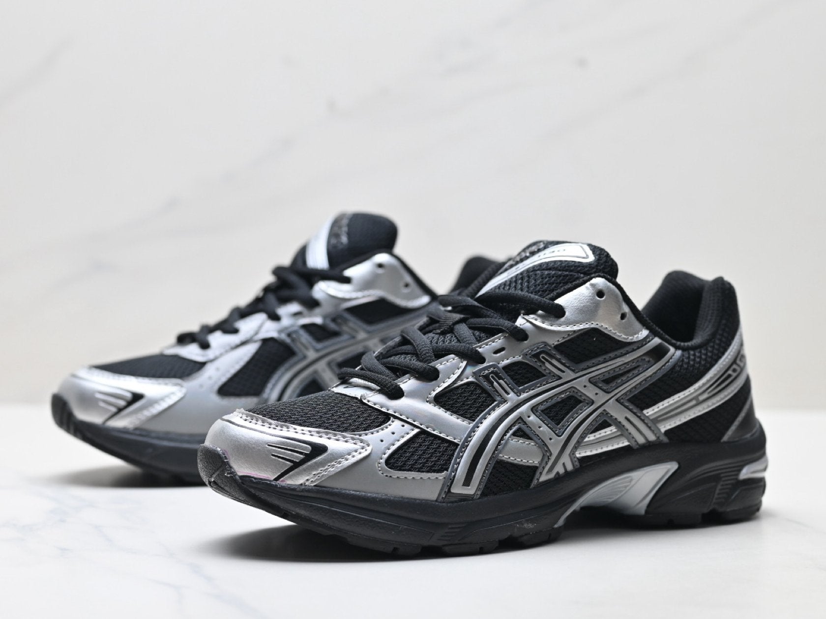 ASICS GEL-1130 Men's SportStyle Trainers
