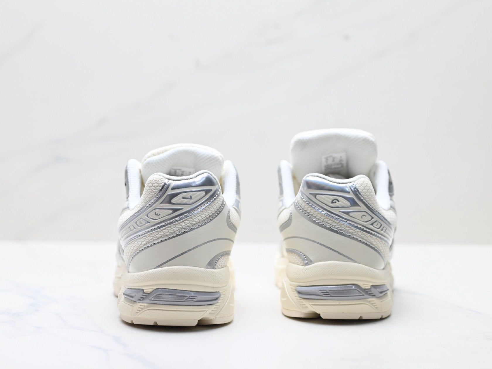 ASICS GEL-1130 Men's SportStyle Trainers
