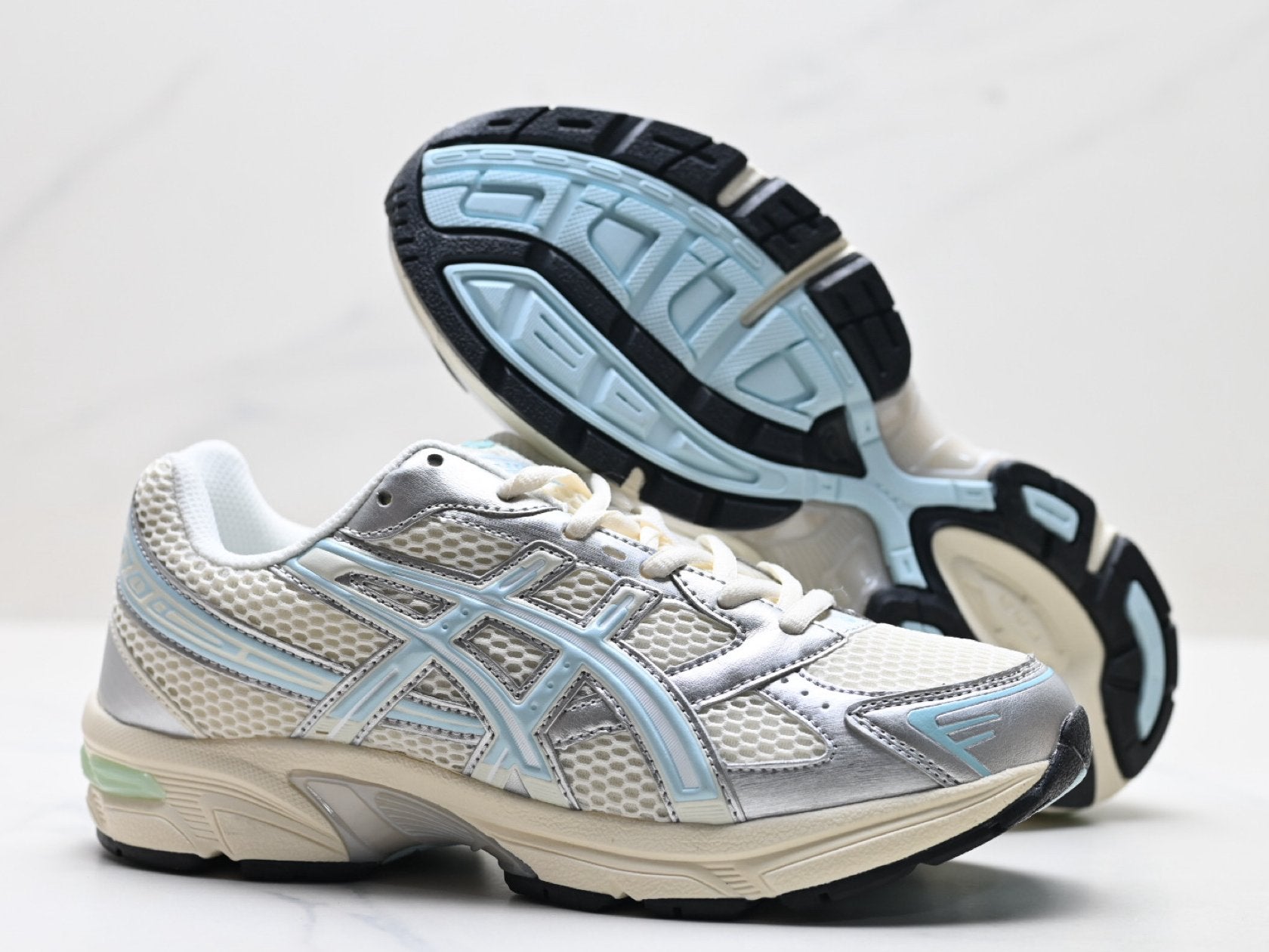 ASICS GEL-1130 Men's SportStyle Trainers