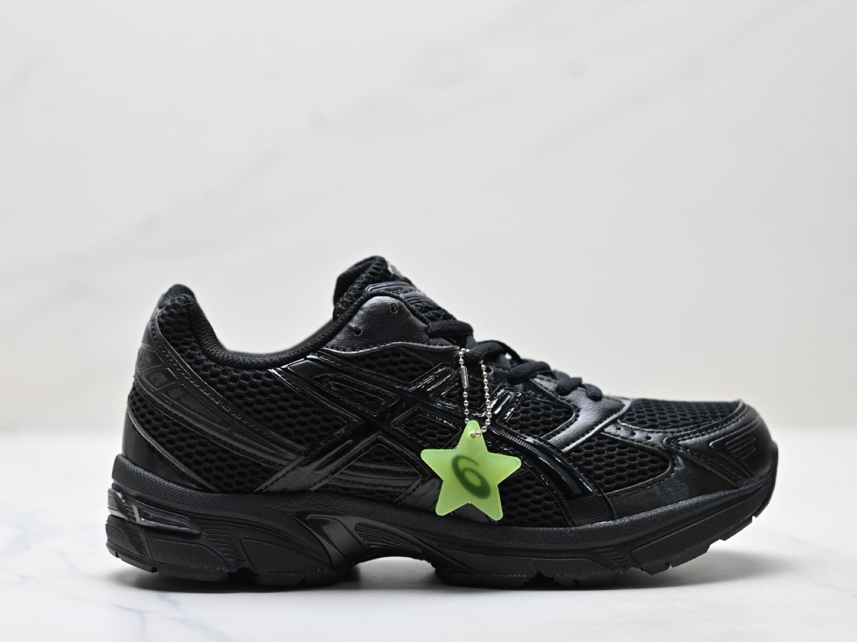 ASICS GEL-1130 Men's SportStyle Trainers