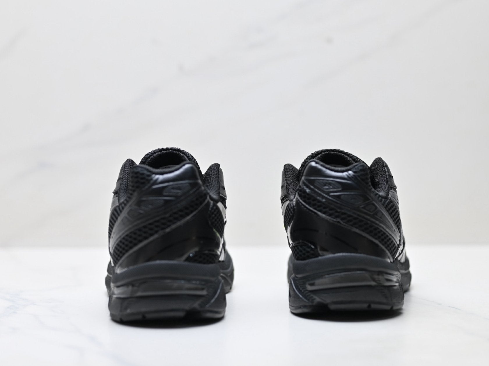 ASICS GEL-1130 Men's SportStyle Trainers
