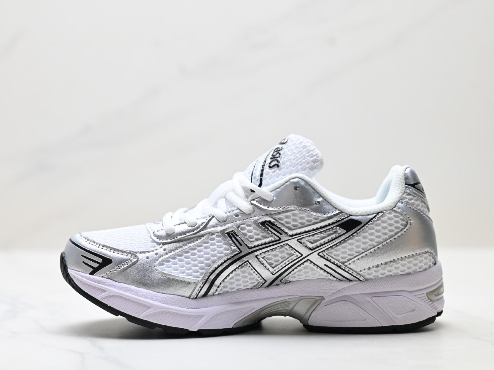 ASICS GEL-1130 Men's SportStyle Trainers