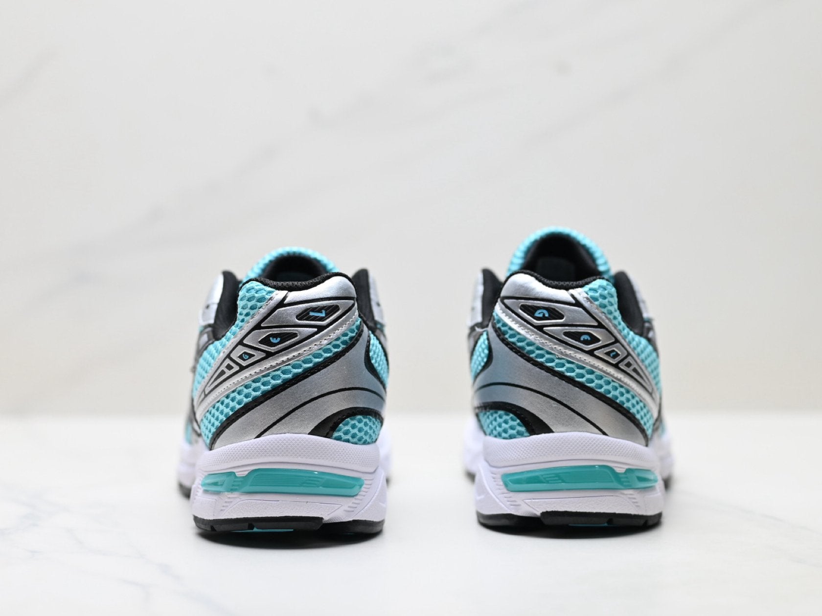 ASICS GEL-1130 Men's SportStyle Trainers