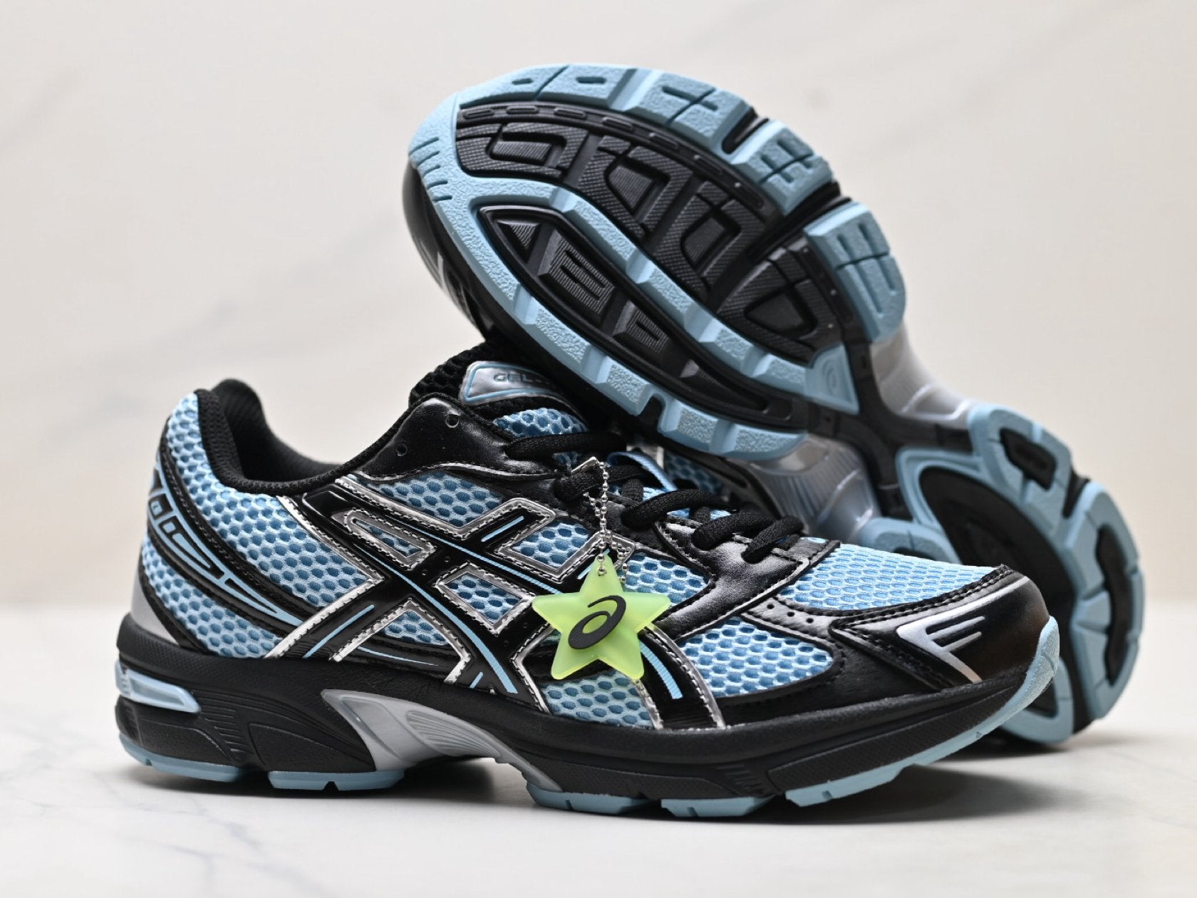 ASICS GEL-1130 Men's SportStyle Trainers