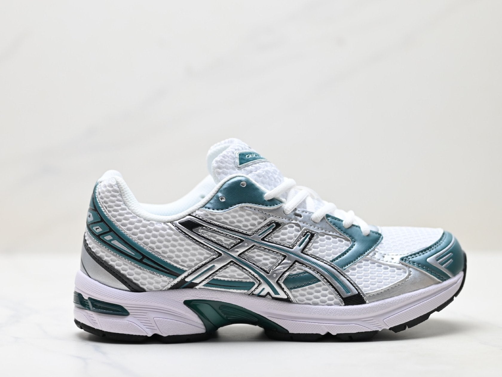 ASICS GEL-1130 Men's SportStyle Trainers