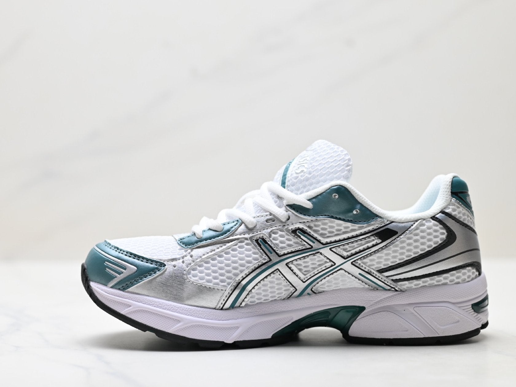 ASICS GEL-1130 Men's SportStyle Trainers