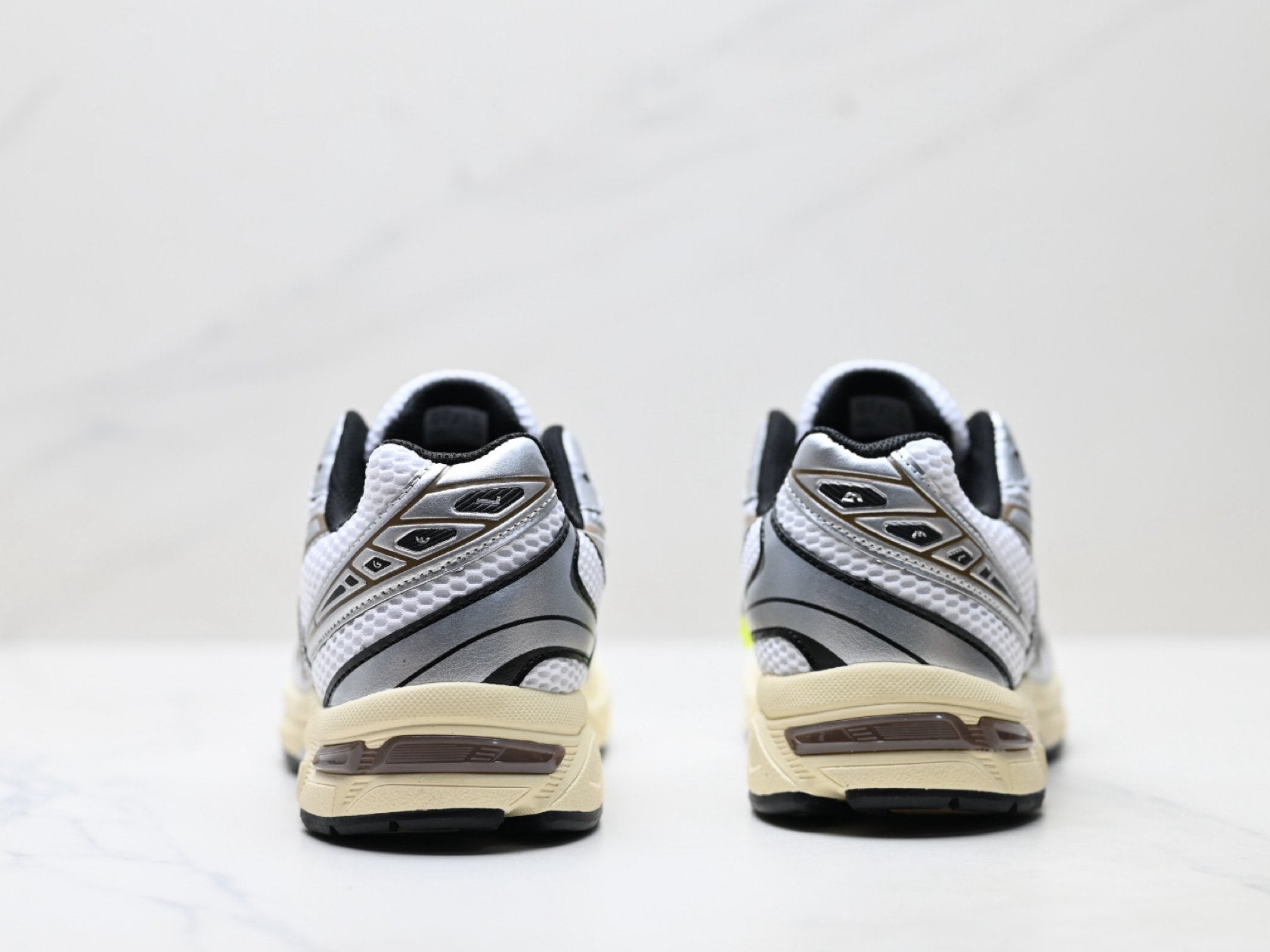ASICS GEL-1130 Men's SportStyle Trainers