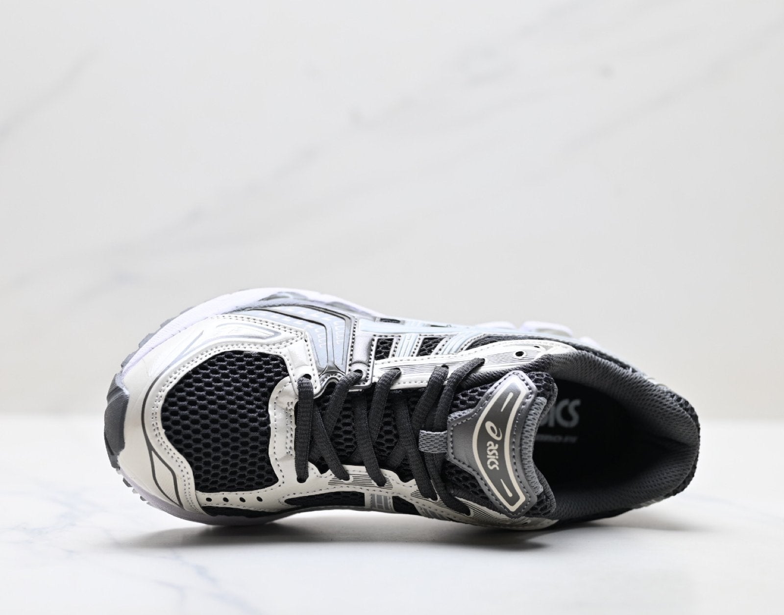 ASICS Gel-Kayano 14 Men's SportStyle Trainers