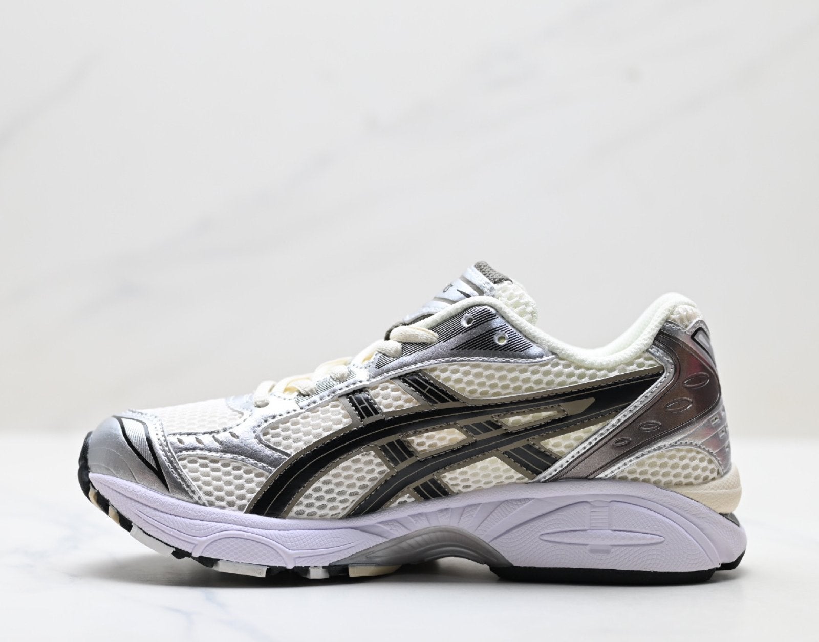 ASICS Gel-Kayano 14 Men's SportStyle Trainers