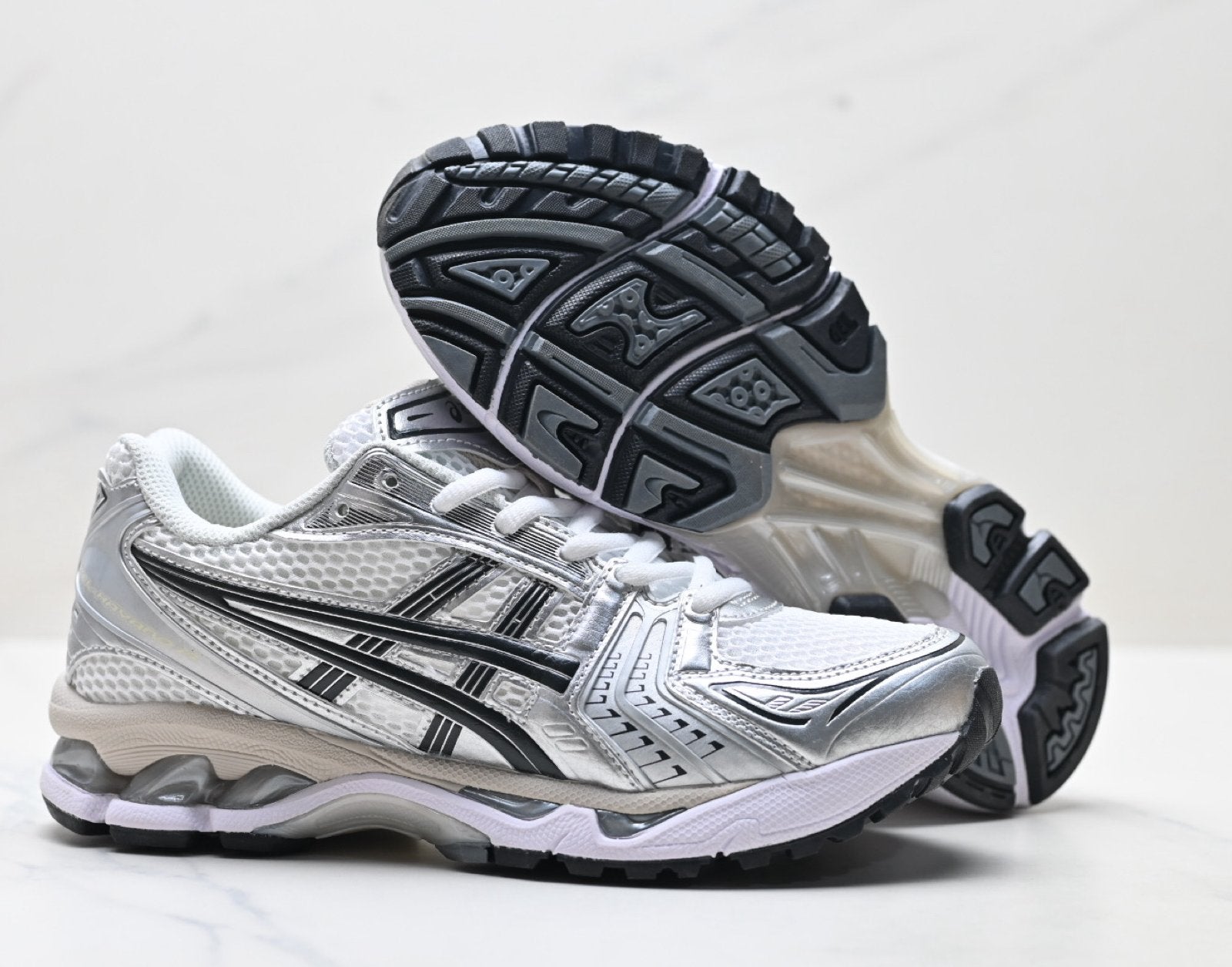 ASICS Gel-Kayano 14 Men's SportStyle Trainers