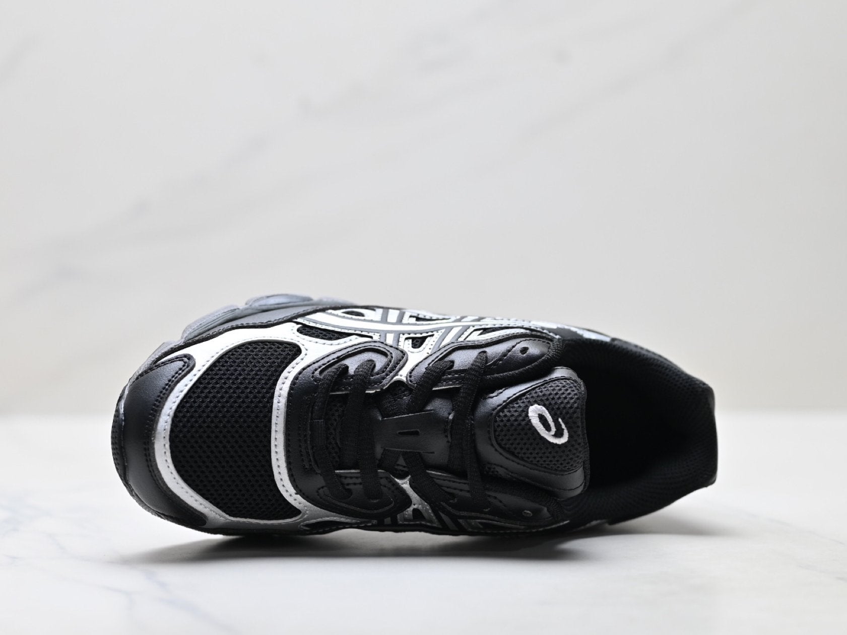 ASICS GEL-NYC Men’s SportStyle Trainers