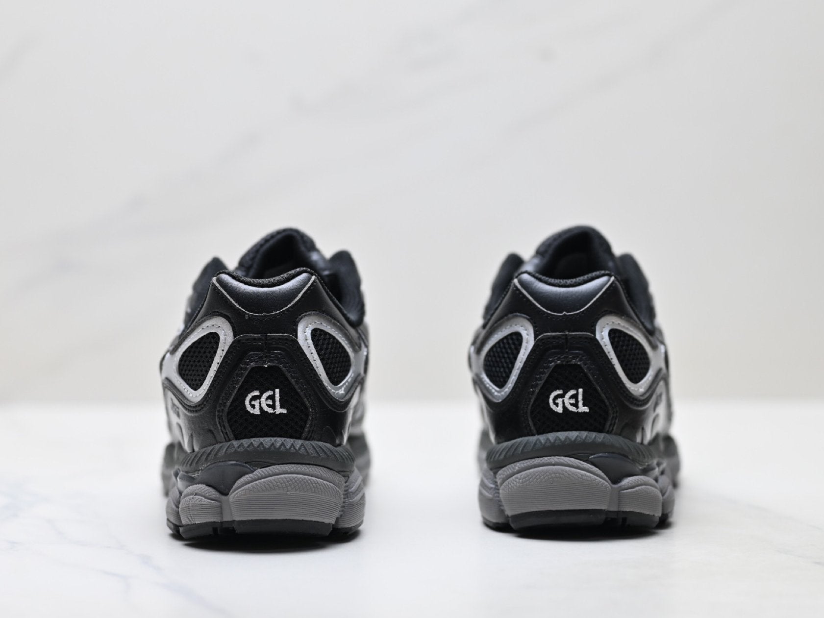 ASICS GEL-NYC Men’s SportStyle Trainers