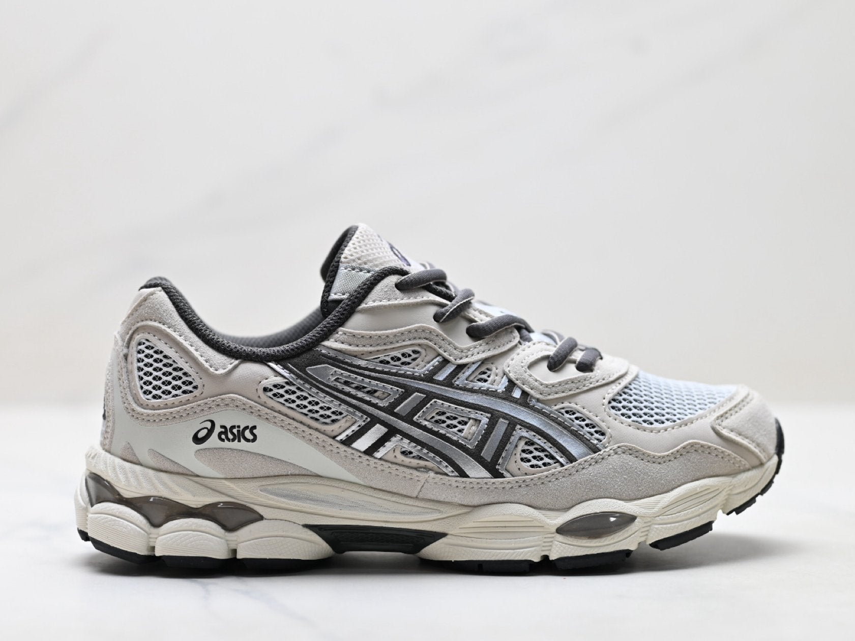 ASICS GEL-NYC Men’s SportStyle Trainers