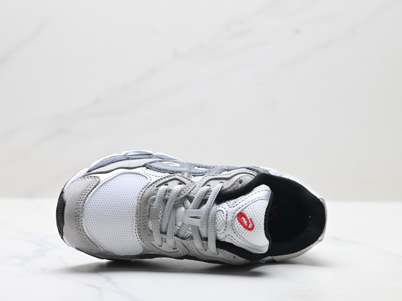 ASICS GEL-NYC Men’s SportStyle Trainers