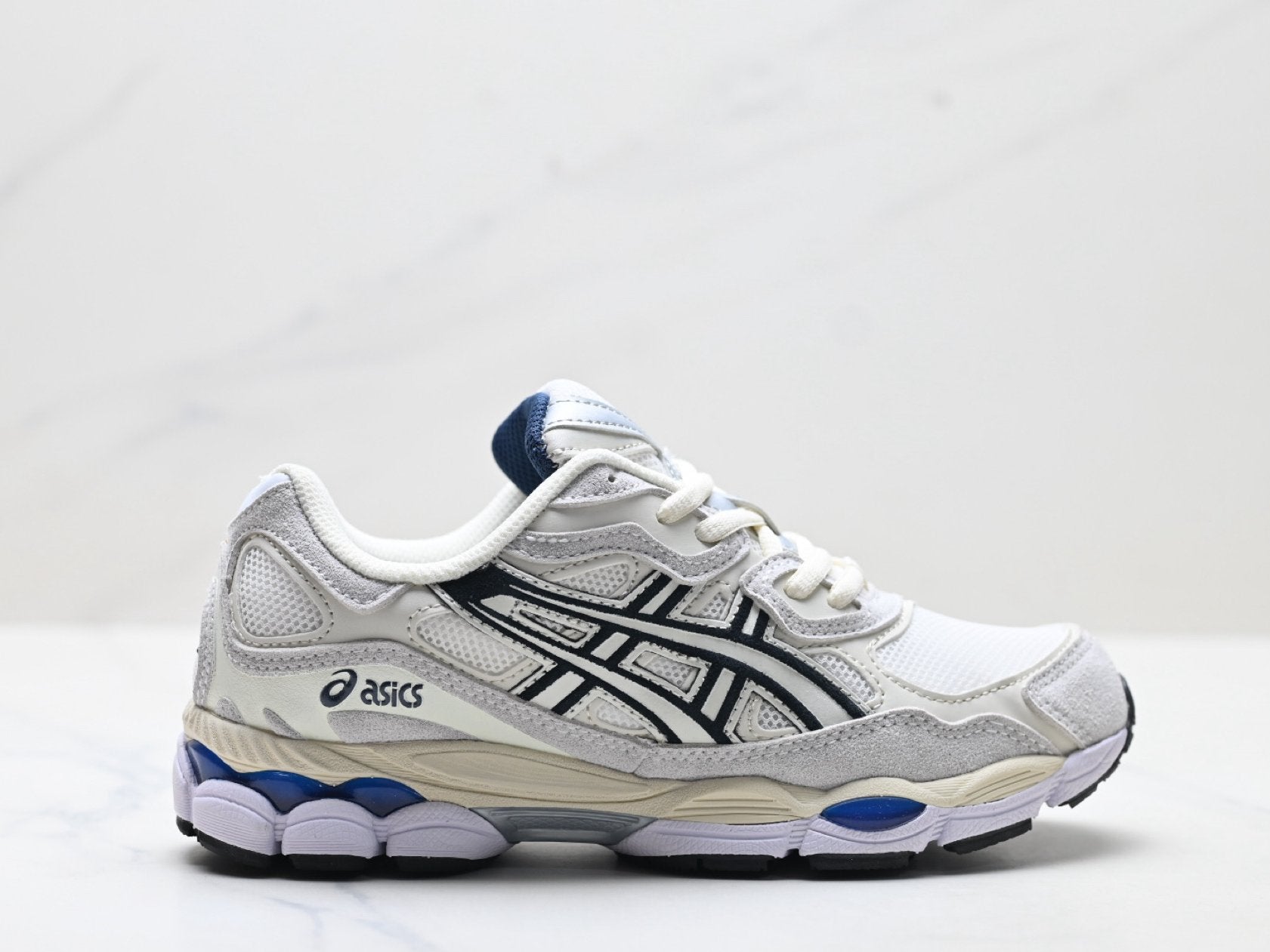 ASICS GEL-NYC Men’s SportStyle Trainers