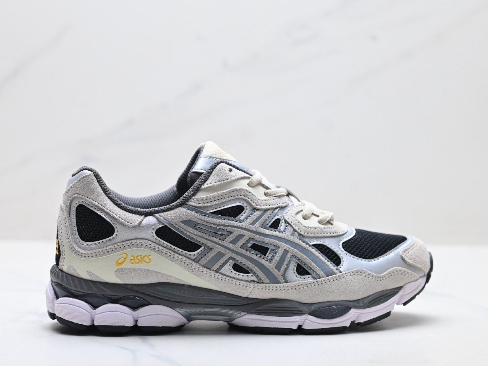 ASICS GEL-NYC Men’s SportStyle Trainers