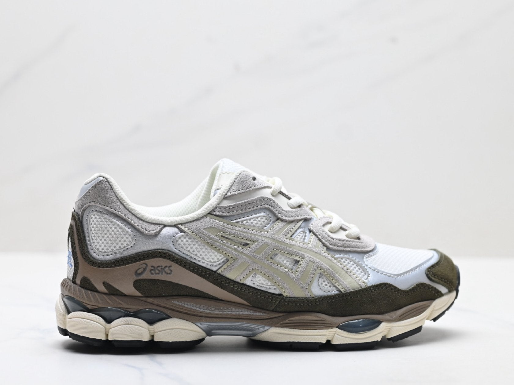 ASICS GEL-NYC Men’s SportStyle Trainers