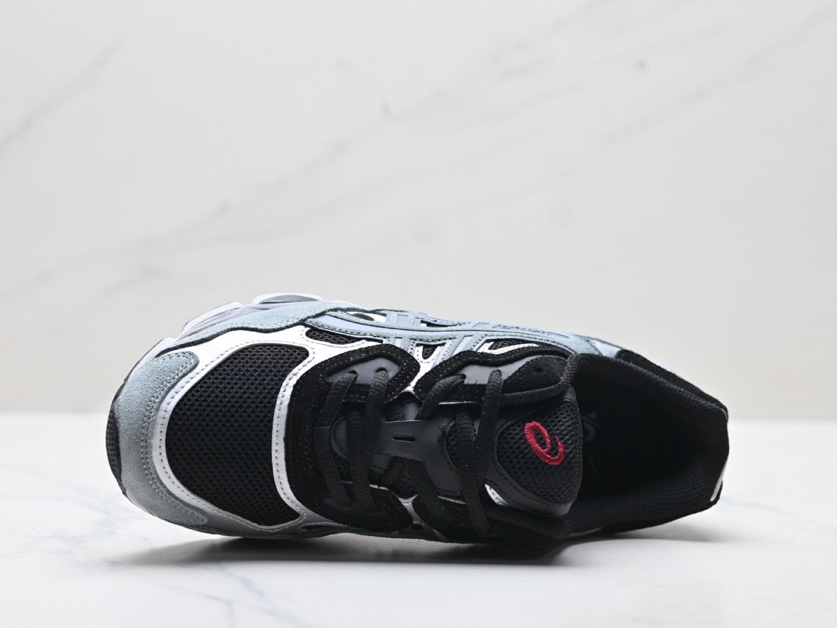 ASICS GEL-NYC Men’s SportStyle Trainers