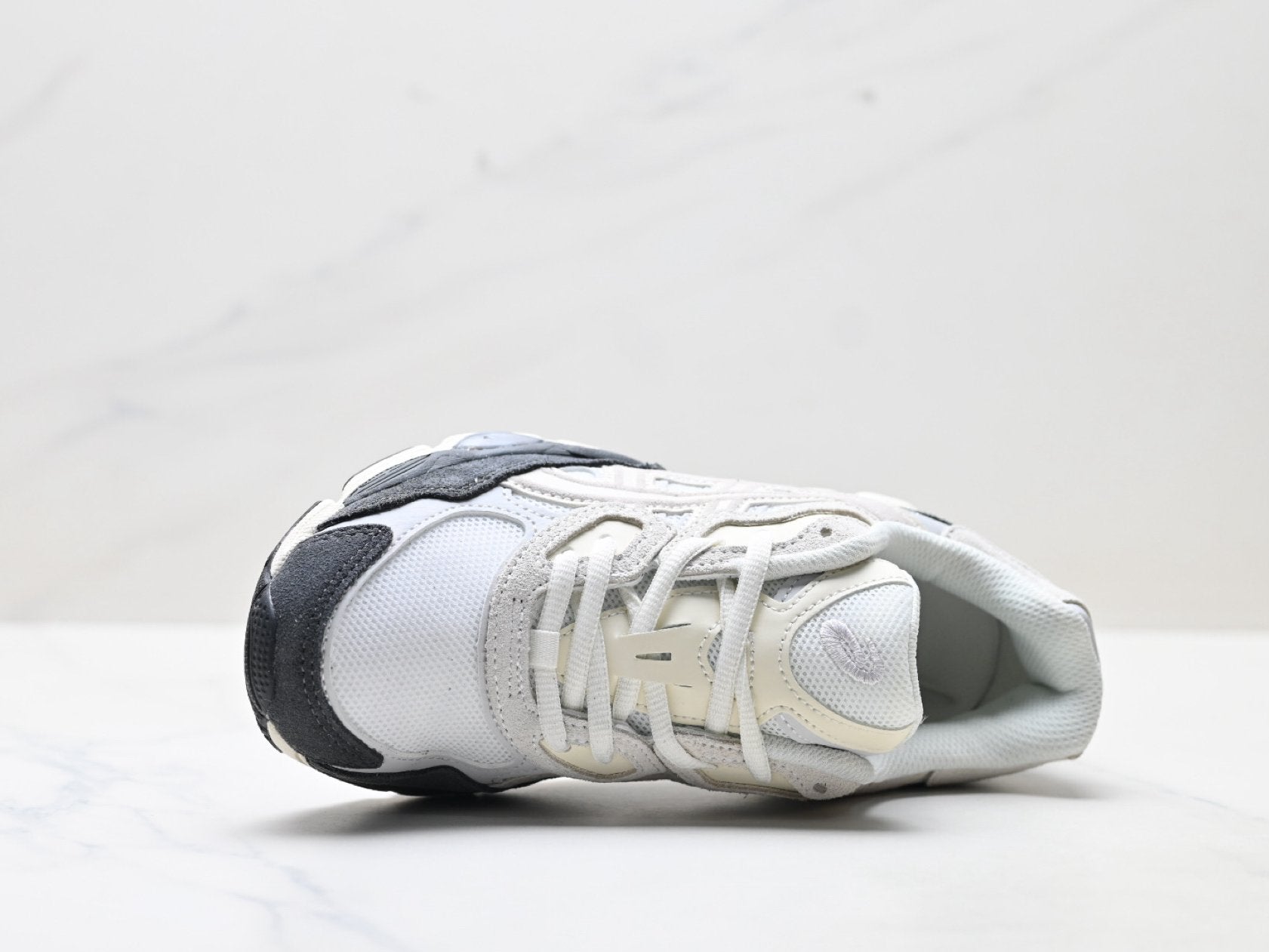 ASICS GEL-NYC Men’s SportStyle Trainers