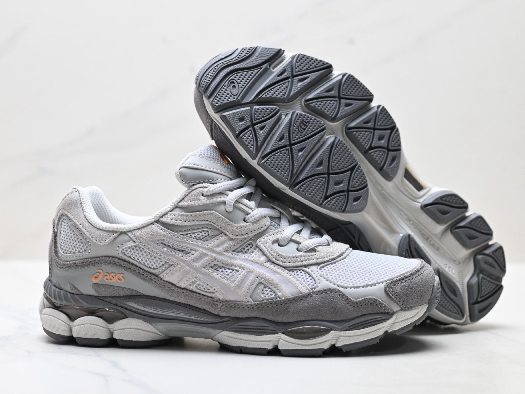 ASICS GEL-NYC Men’s SportStyle Trainers