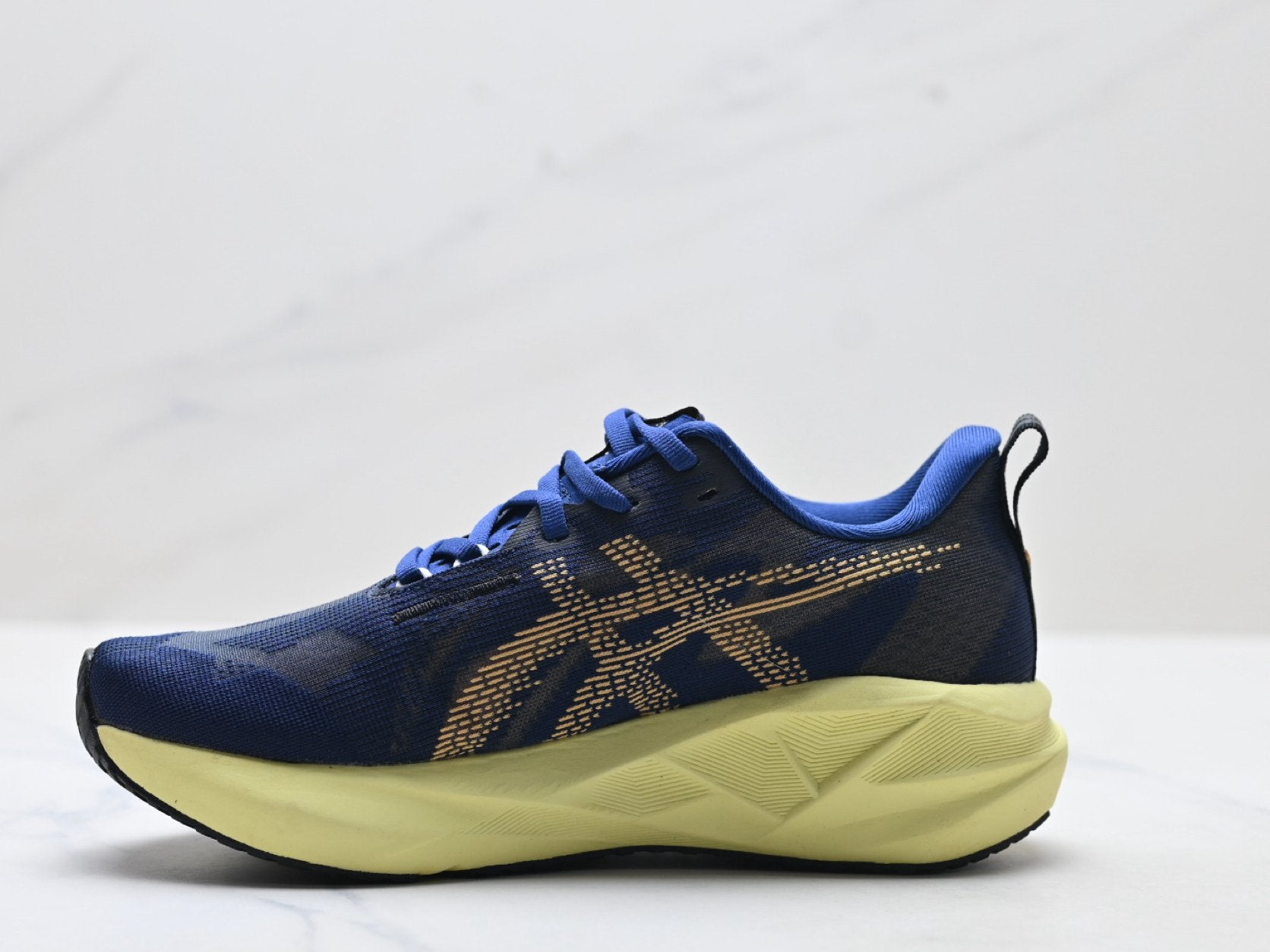 ASICS Novablast 5 Men's Running Shoes