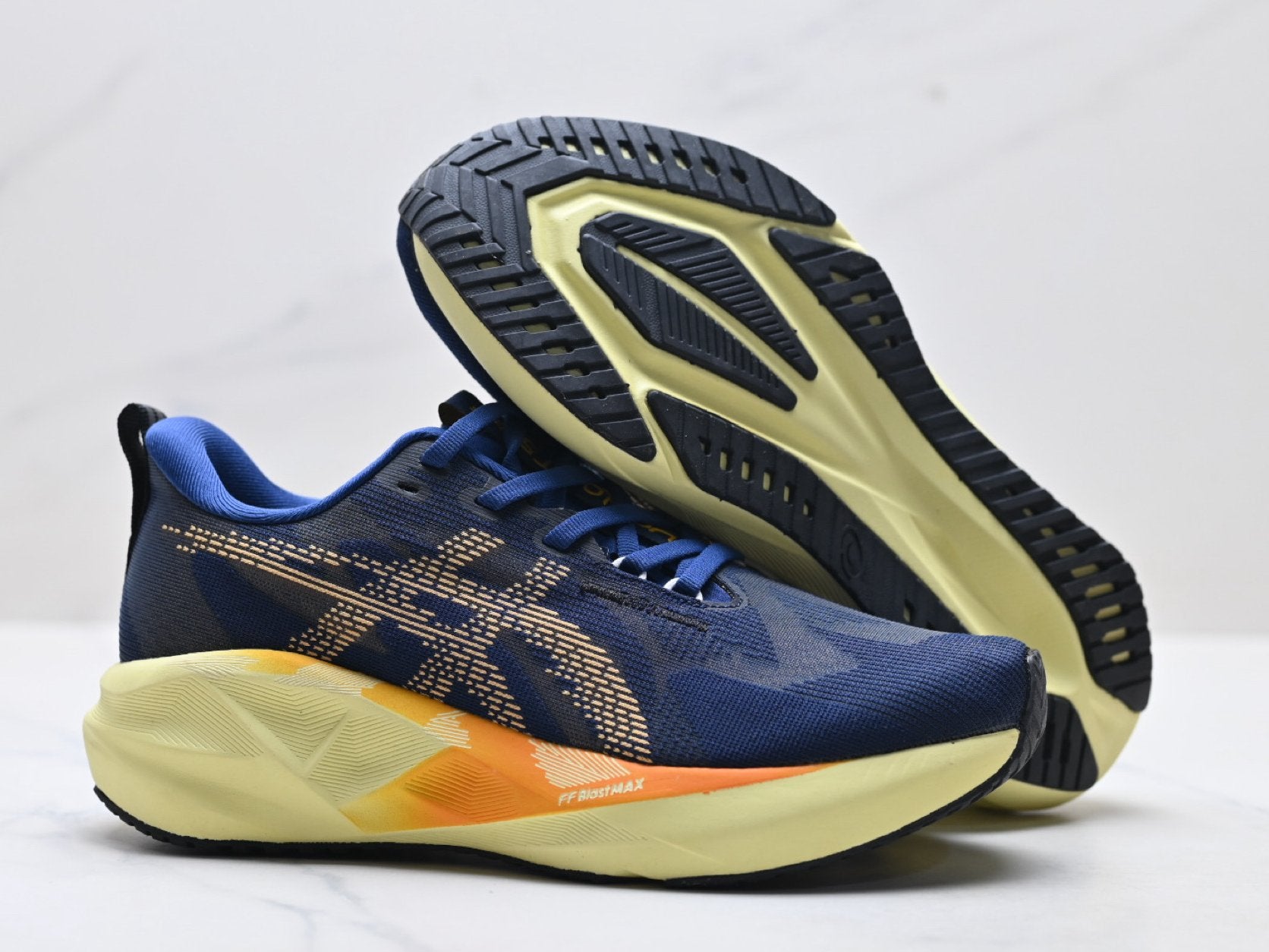 ASICS Novablast 5 Men's Running Shoes