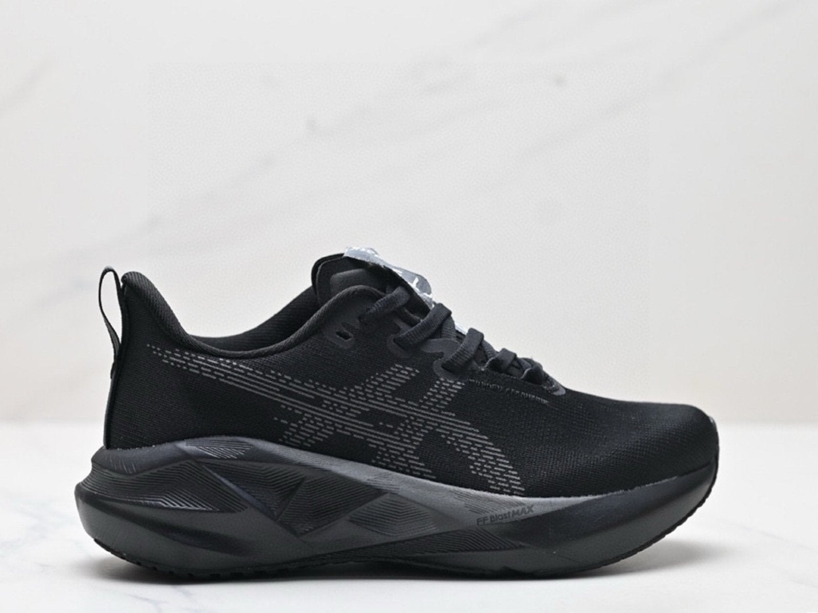 ASICS Novablast 5 Men's Running Shoes