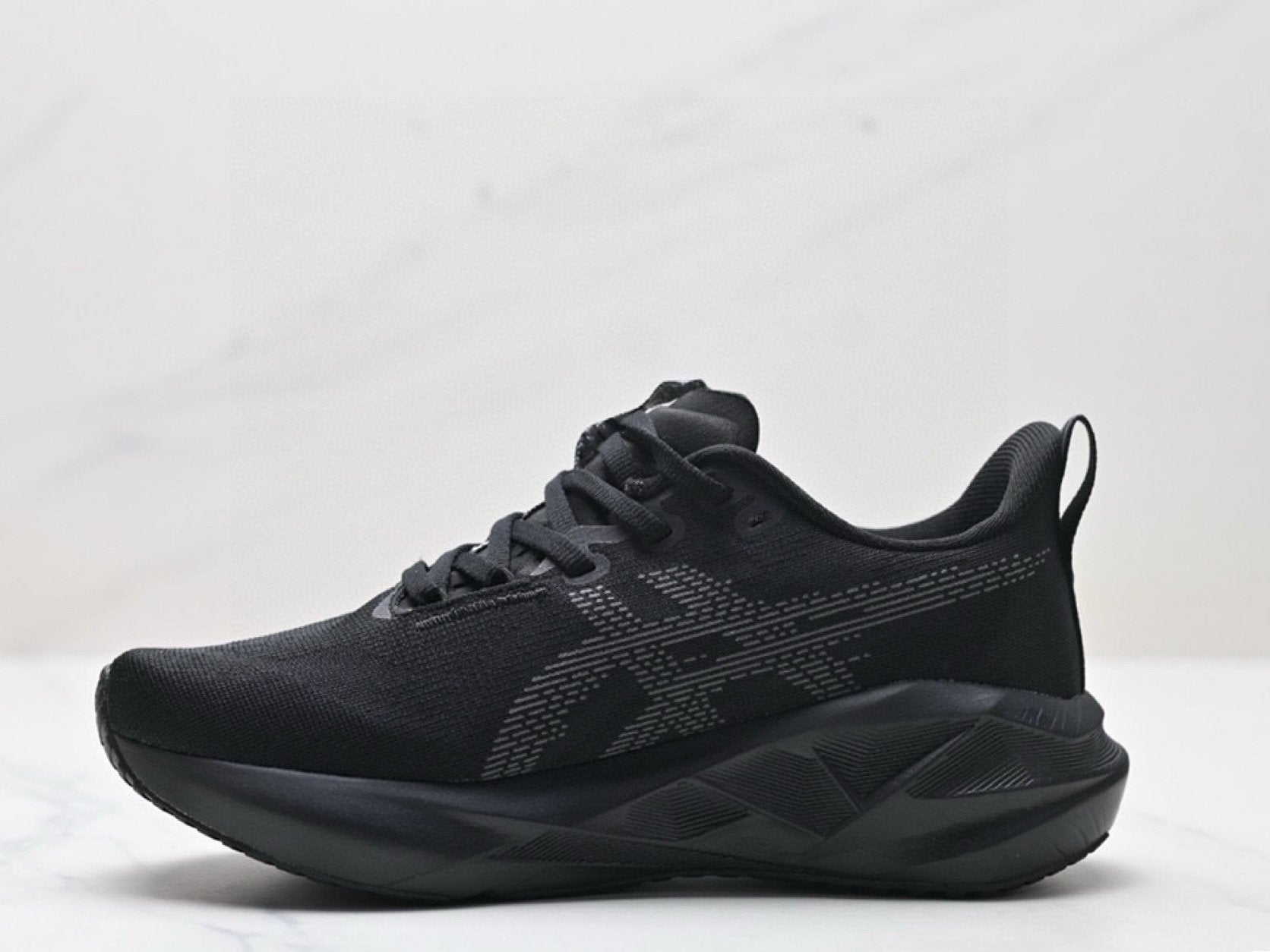 ASICS Novablast 5 Men's Running Shoes