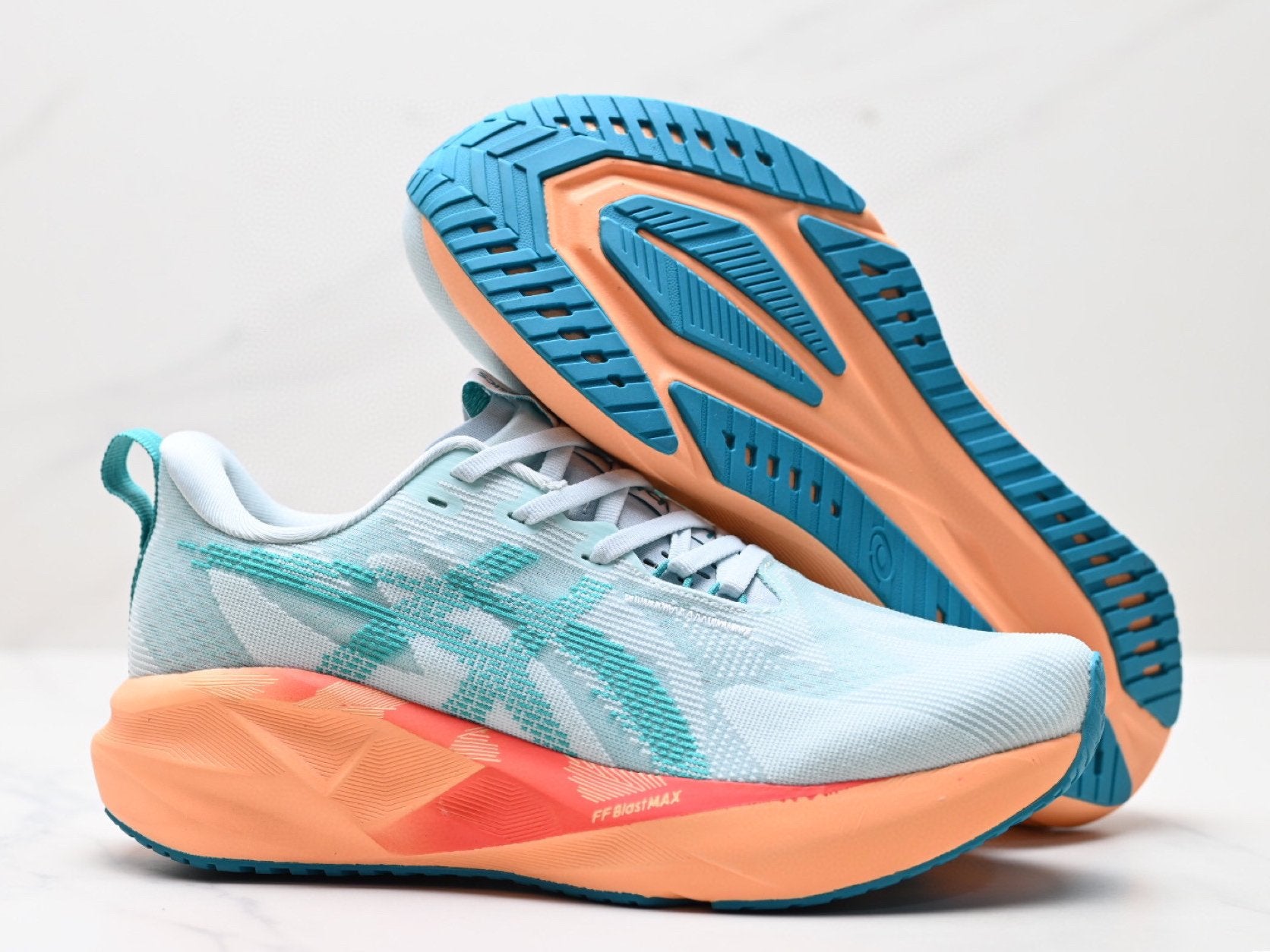 ASICS Novablast 5 Men's Running Shoes
