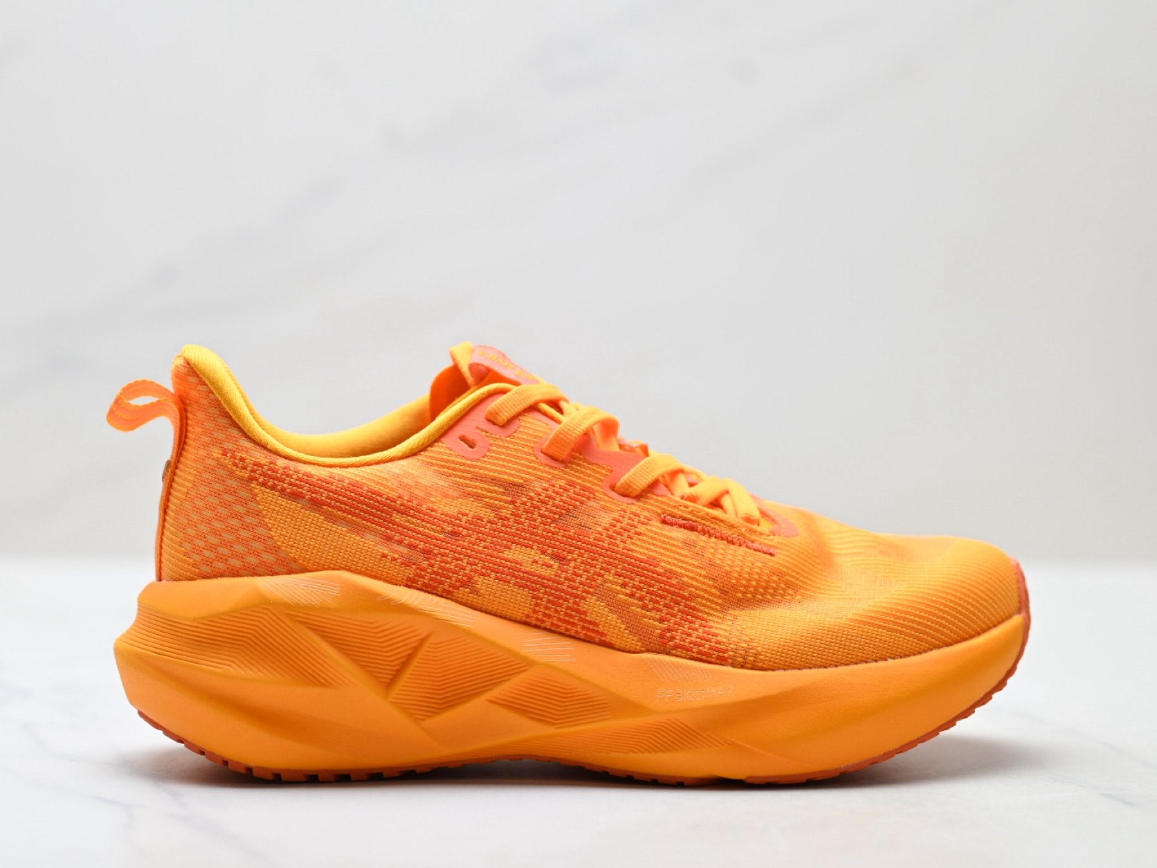 ASICS Novablast 5 Men's Running Shoes