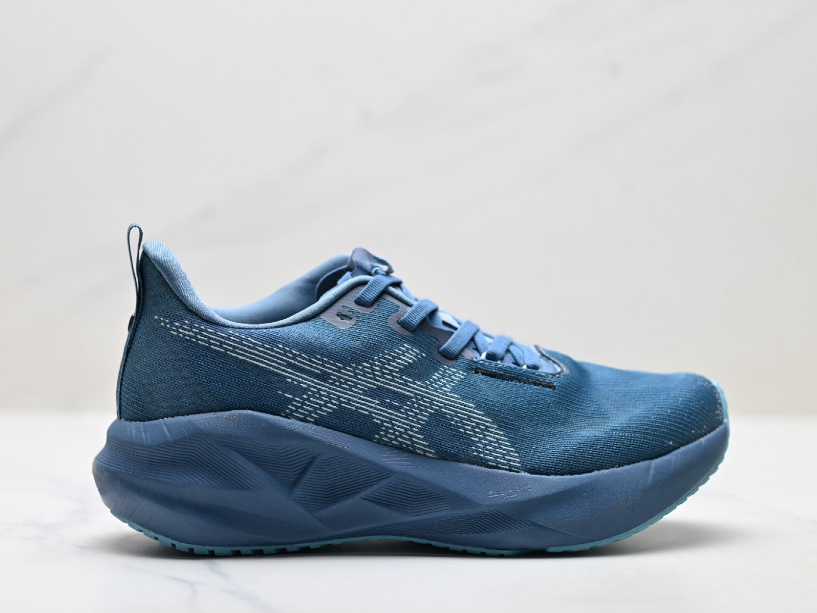 ASICS Novablast 5 Men's Running Shoes